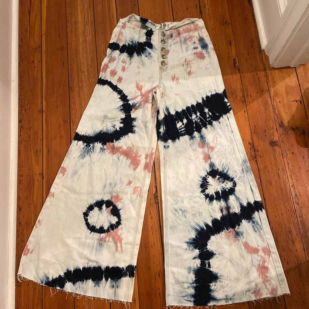 NWOT Free People Tie Dye Jeans